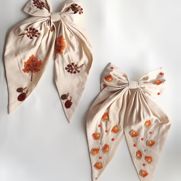 Beautiful embroidered beaded luxury hair bow accessory women girls holiday - Picture 3 of 3